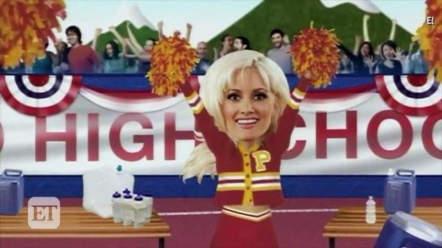Here's Why Holly Madison Isn't Paying Tribute to Hugh Hefner-vvxw4XH9XDw