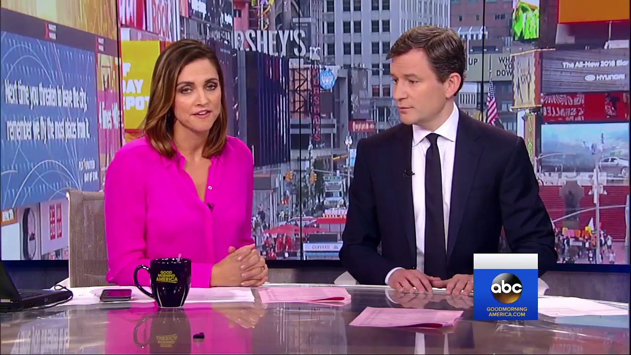Trump addresses criticism over the administration's handling of the crisis in Puerto Rico-sZZs-SkomOA