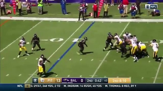 Un joueur de foot US fait un Kaméhaméha après un touchdown
