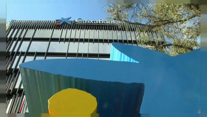 "Nada que temer", dice de Guindos a los clientes de bancos catalanes