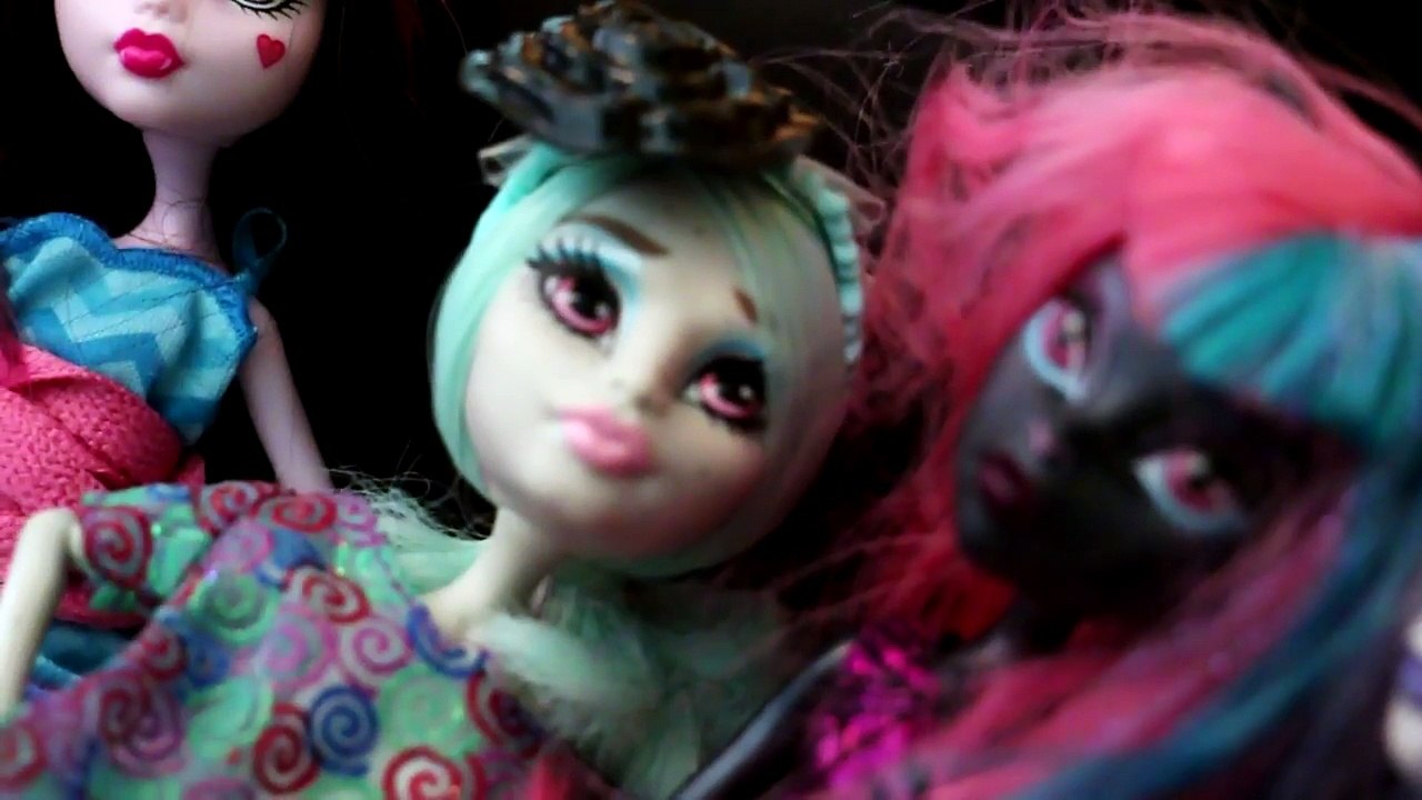 Nerf War: Boys vs Girls