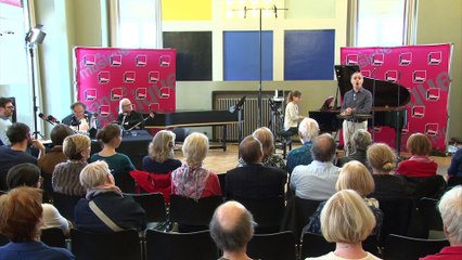 Hervé | Le Beau Pompier par Lionel Peintre et Manon Parmentier