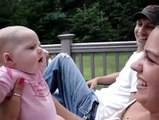 Une drôle de conversation entre un bébé et sa tante !