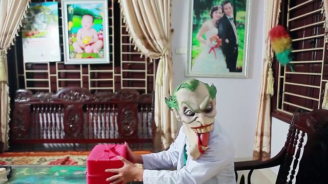 Spiderman abdominal injection Elsa pregnant Joker fake Doctor Police arrested Venom Superhero funny