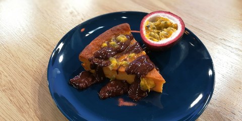 Fondant à la patate douce et son coulis passion-chocolat