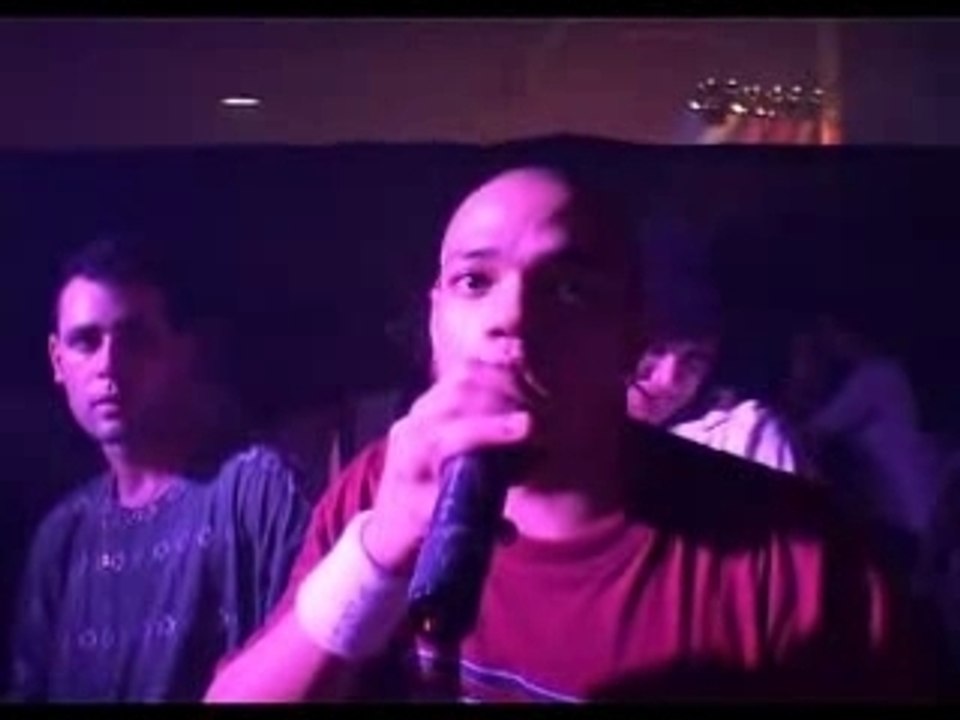 LE ZOUK LE PLUS LONG 6 REPORTAGE  2 SUR 3