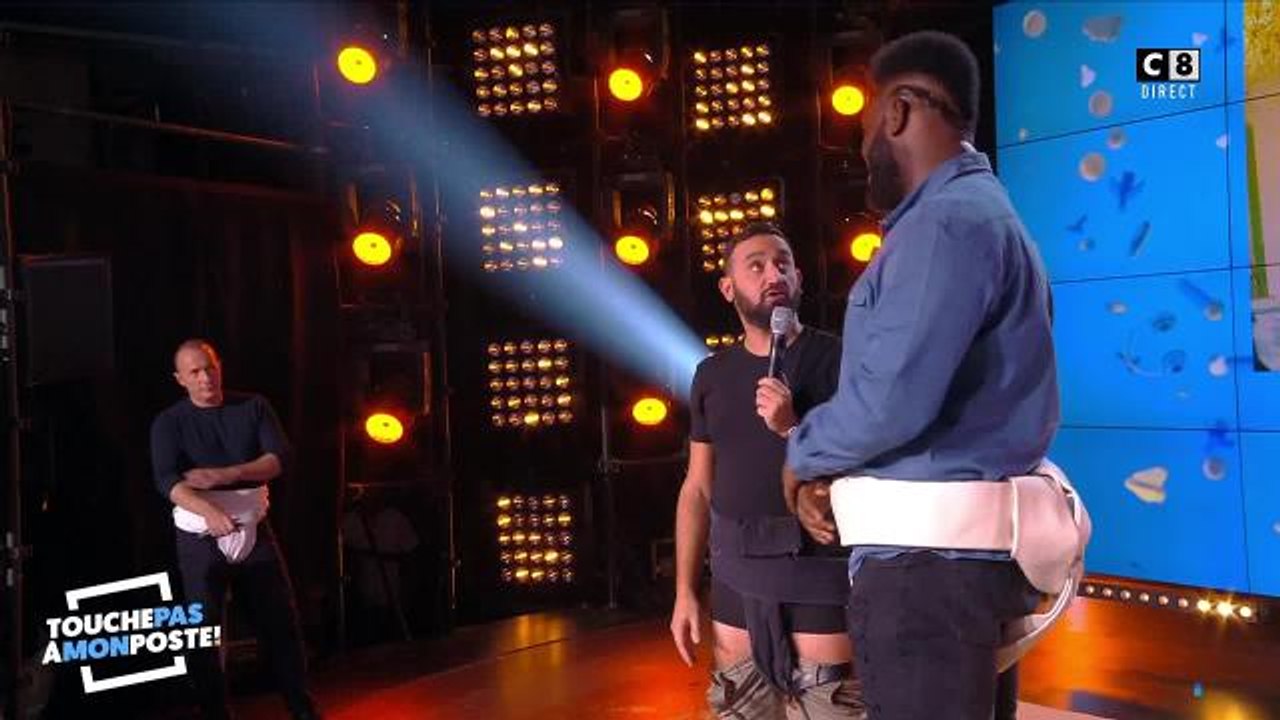 La dédicace de Makao à Emmanuel Macron