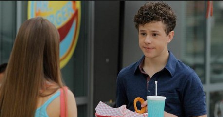 Modern Family Season 10 Episode 1 (s10e1) "NEW" Season ABC series