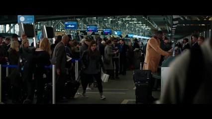 'The Mountain Between Us' Trailer