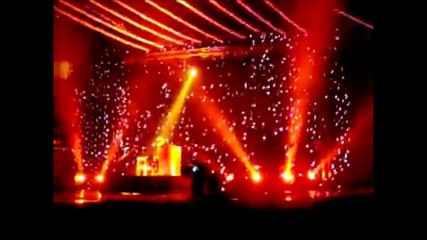 Muse - Feeling Good, Paris Bercy, 12/14/2006