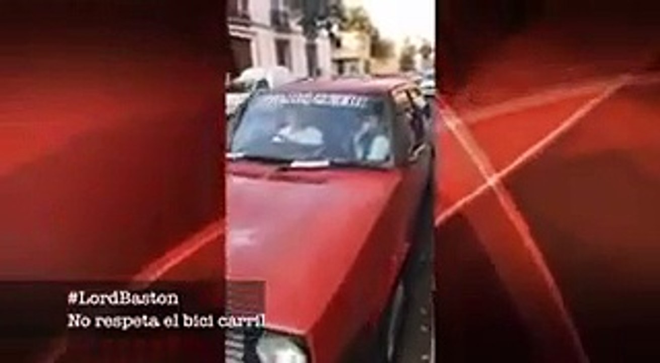 #LORDBaston ataca por pedirle que se quite del BiciCarril.
