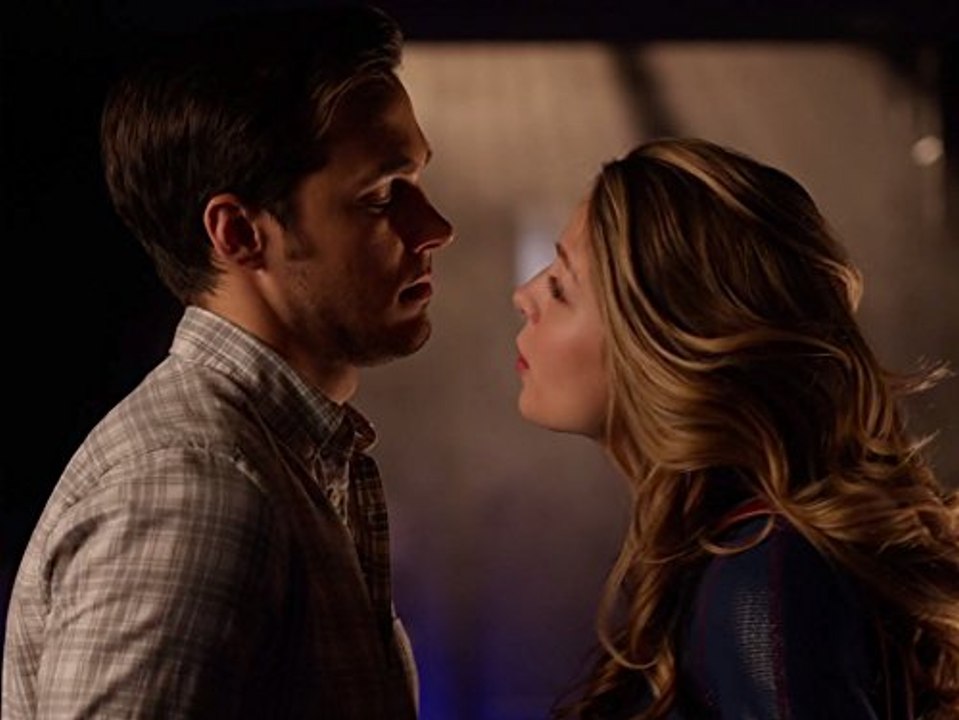 Girl of Steel - Supergirl (TV HD) Season 3 Episode 1