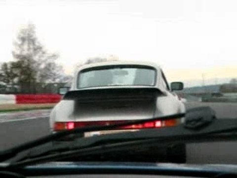 OPEL SPEEDSTER VS PORSCHE 911 FRANCORCHAMPS