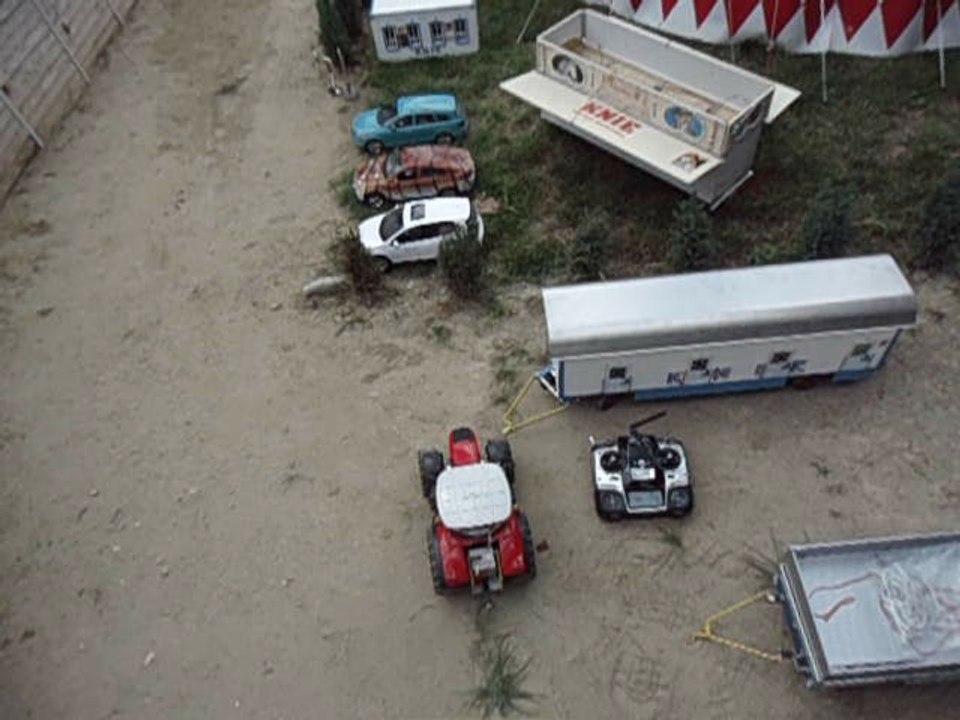 MOVIE CIRCUS
