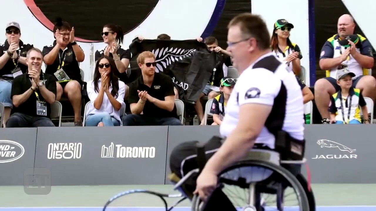 Meghan Markle and Boyfriend Prince Harry Cozy Up During Invictus Games -- See the Pics-9Ew0GCT-kwQ