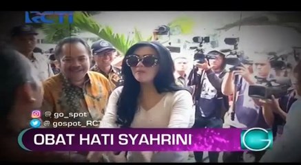 Asyiknya Syahrini Kala Bermain dengan Dua Keponakannya Raja & Ratu