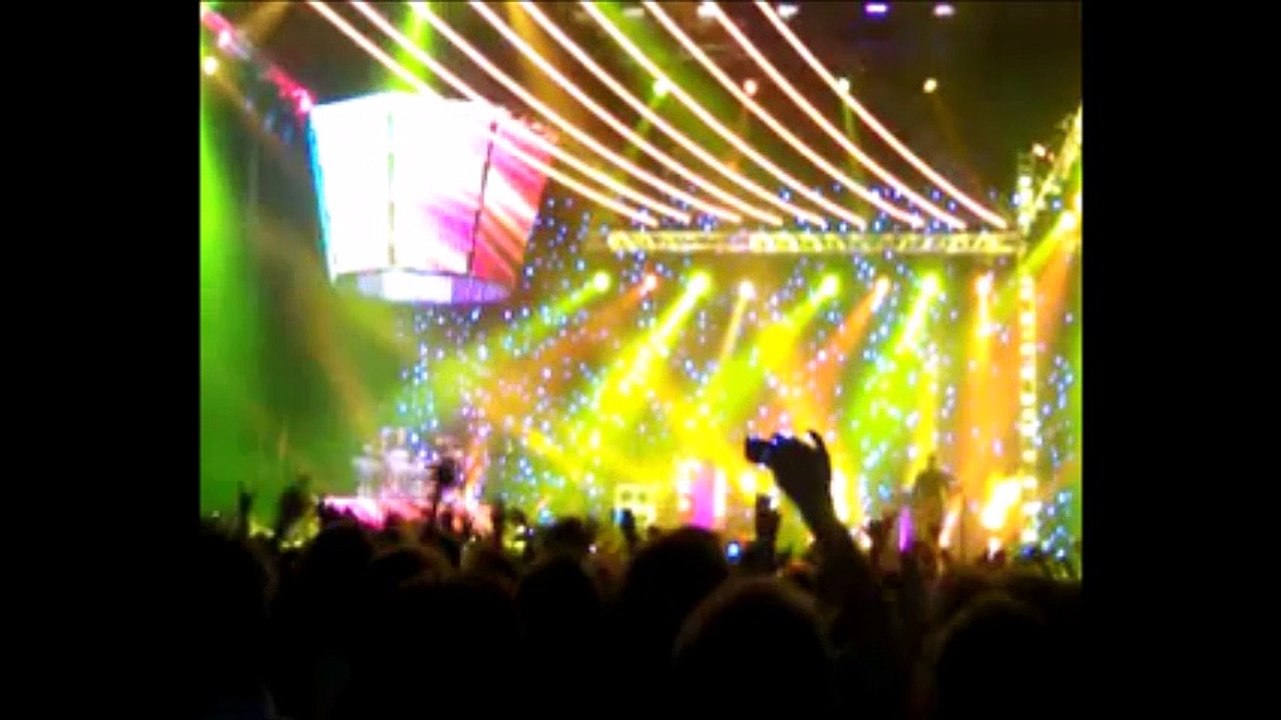 Muse - Feeling Good, Lille Zenith, 12/18/2006