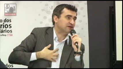 Alysson Mascaro - mídia e alienação