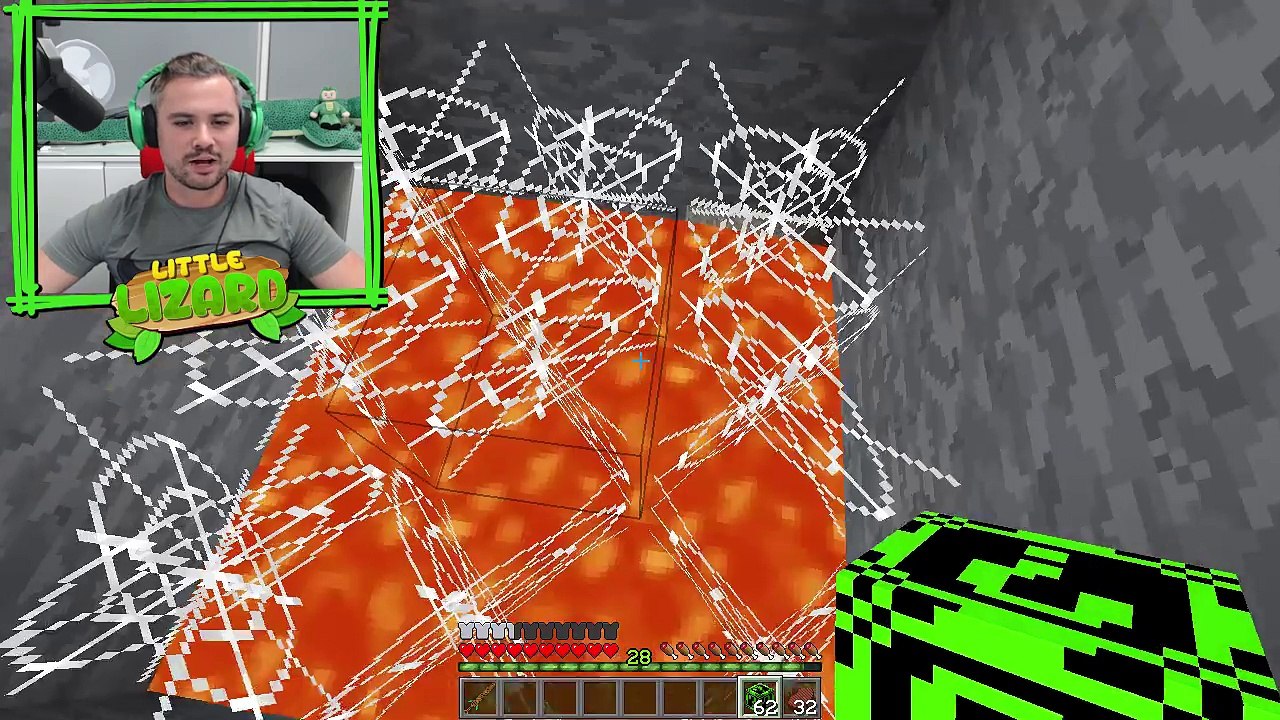 Minecraft LAVA VS WOOD ARMOUR CHALLENGE!