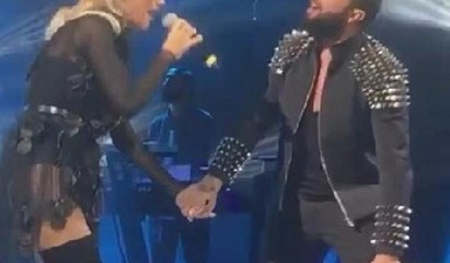 İrem Derici haftalar sonra sahnede... İşte ilk mesajı