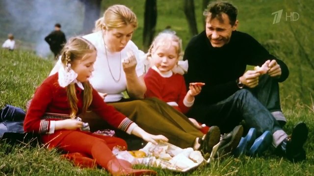 На самом деле - «Не та мать, что родила» Выпуск от 04.10.2017