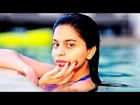 Suhana Khan's Sizzling Swimsuit Picture Goes Viral