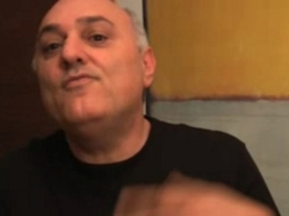 iPhone, le nouvel objet culte du Web 2.0