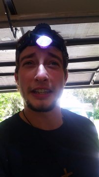 Cet ouvrier trouve une pièce secrete dans la maison qu'il est en train de rénover