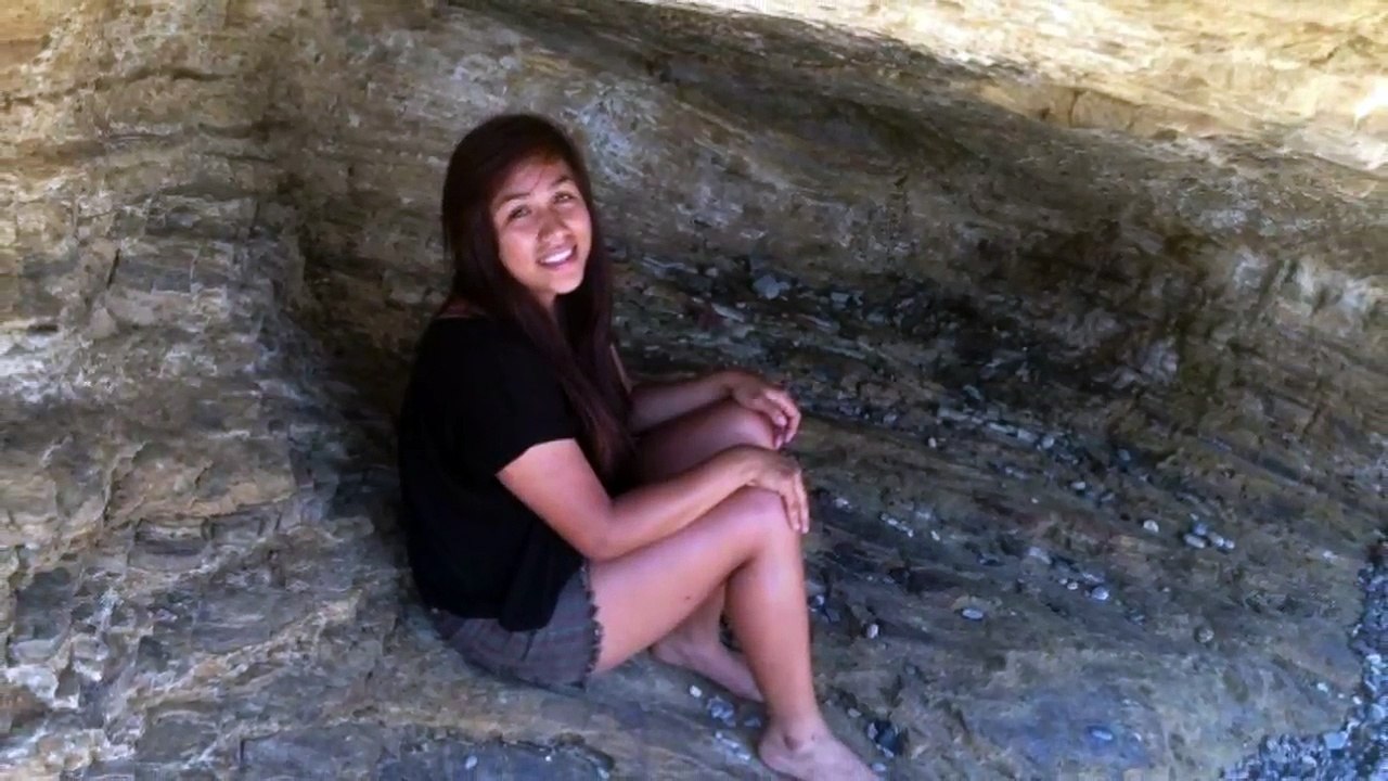 Woman Who Lost Her Sister To Suicide Has A Message For You-O0LN7H-r6_M
