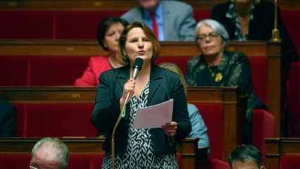 QAG: la députée Valérie Rabault interpelle Édouard Philippe sur son budget et lui remet le contre-budget Nouvelle Gauche
