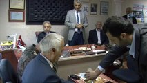 Vali Toprak, Saldırıya Uğrayan Başkan Kahraman'ı Ziyaret Etti