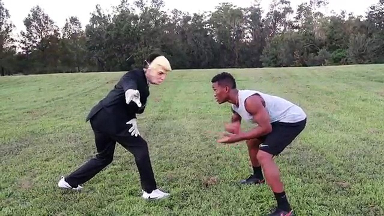IF DONALD TRUMP PLAYED FOOTBALL