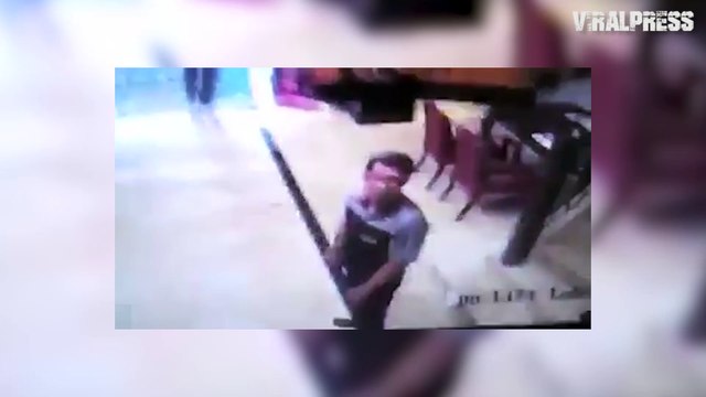 Smartphone explodes in man's front pocket