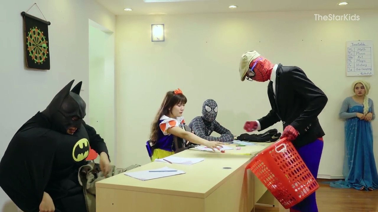 Black Spiderman & Frozen Elsa Go Back To School - Spiderman Teacher Snow White Princess