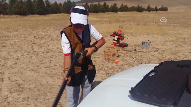 11 Yaşında Attığını Vuruyor