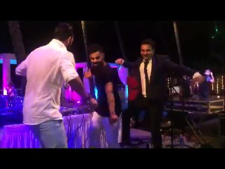 Virat Kohli and yuvraj doing Bhangra on Punjabi songs 2017 HD