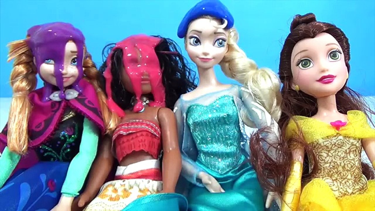 Disney Princess Bath Time Paints and Toy Surprises, Finger Paint, Elsa, Anna, Moana, Belle Movie