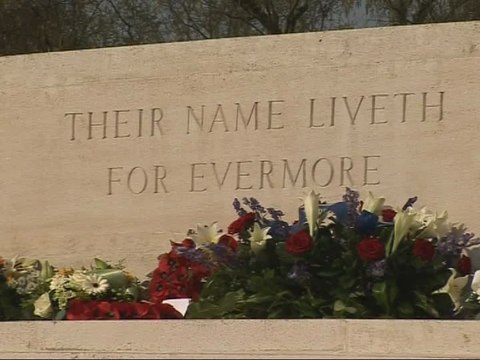 90 ans de la bataille d'Arras : La commémoration et la mise en lumière au cimetière britannique d'Arras