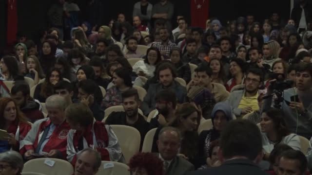 Yeni Yüzyıl Üniversitesi'nde İlk Dersi Eski Bakan Prof. Dr. Nabi Avcı Verdi