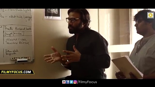 Vijay Devarakonda, Shalini Practising Kiss Scene Arjun Reddy Movie