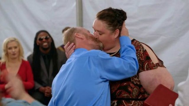 Mama June From Not To Hot S02E05 Project Runaway