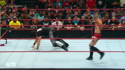 WWE RAW 핀밸러 첫 데몬 변신