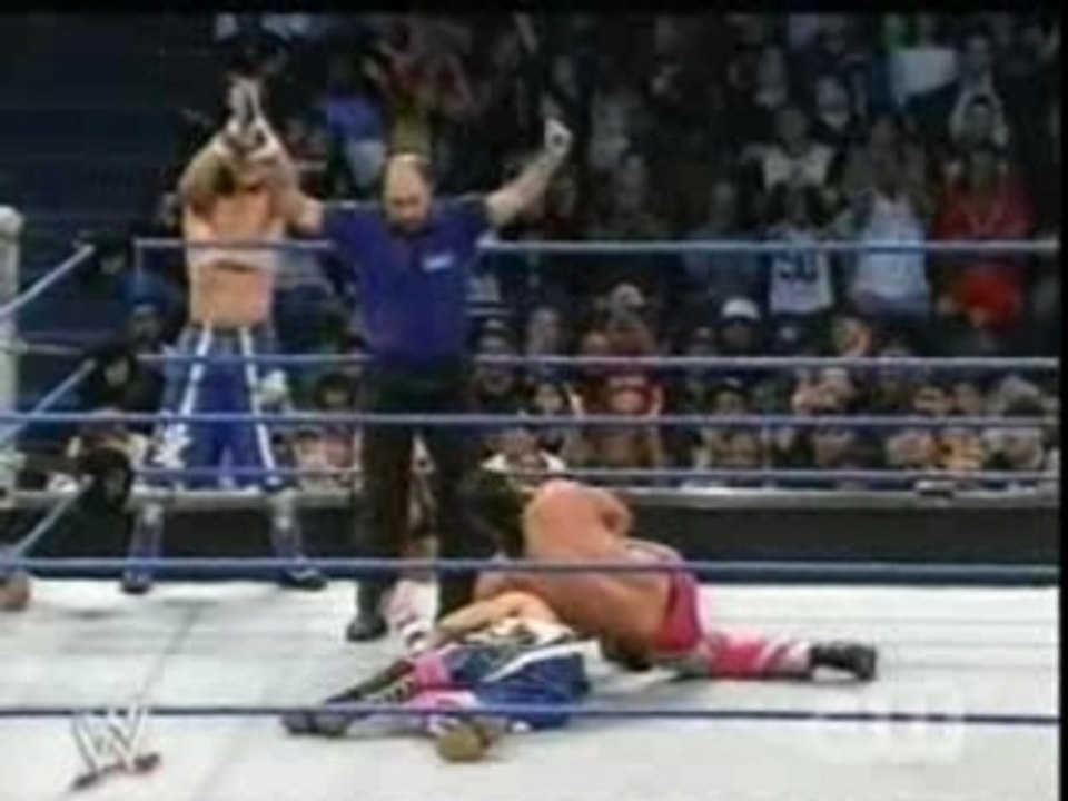 London & Kendrick (w/Ashley) vs James