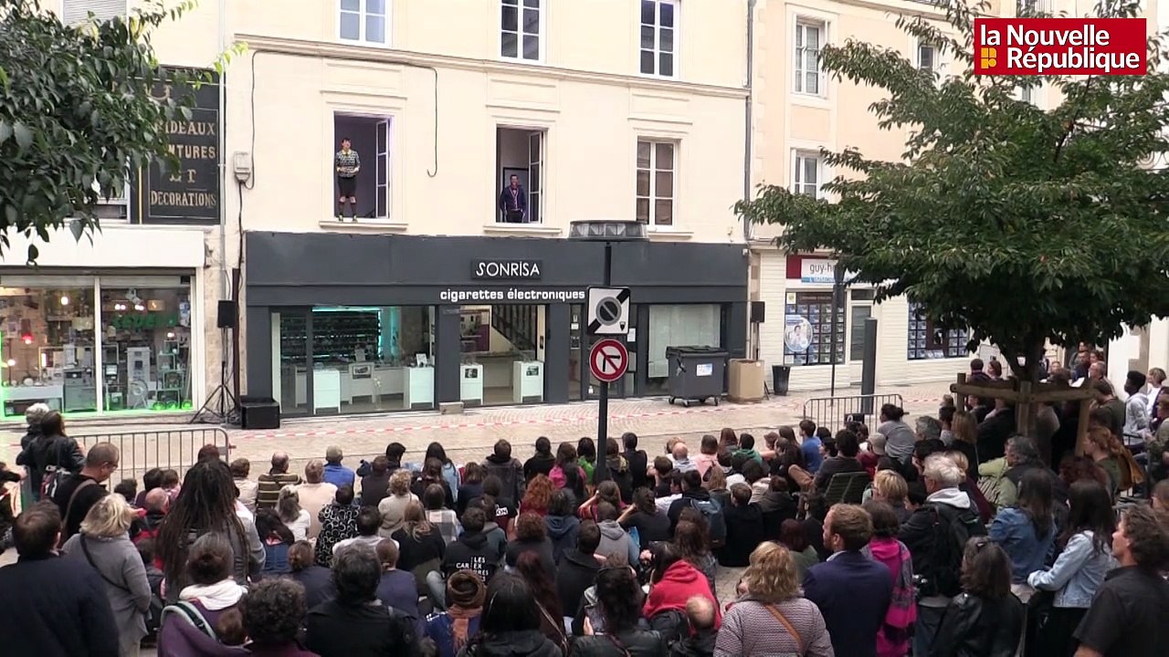 VIDEO. Poitiers. Les Expressifs sont dans la rue