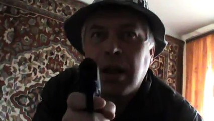 Шутер по дому ( Можно сказать, что это видео пародия на шутеры )