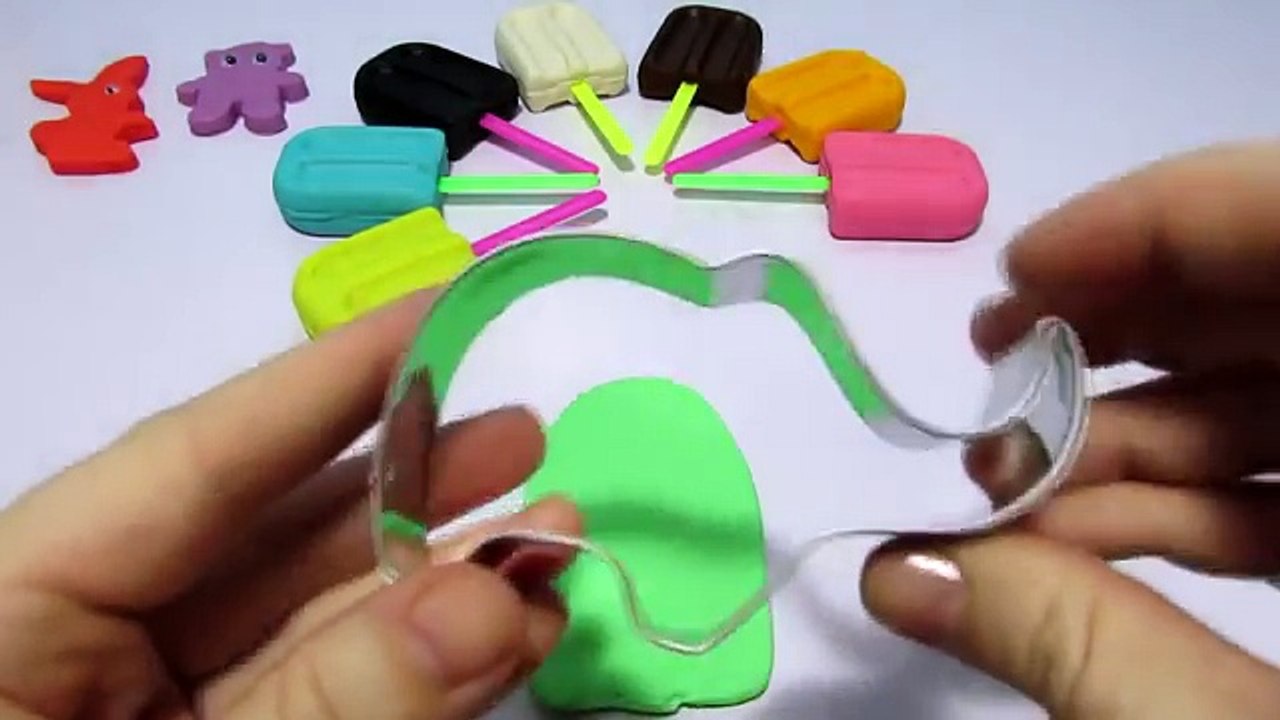 Учим цвета на английском языке с мороженым из пластилина Play-Doh.