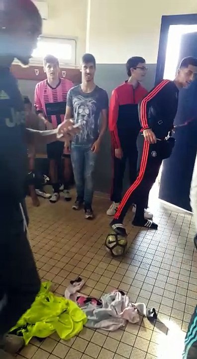 Vestiaire des U19 après leur victoire en Gambardella !