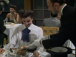 Palace - Valérie Lemercier - Le lapin chapeau