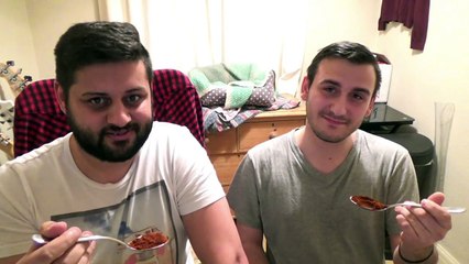 EXTRA HOT CHILLI POWDER CHALLENGE