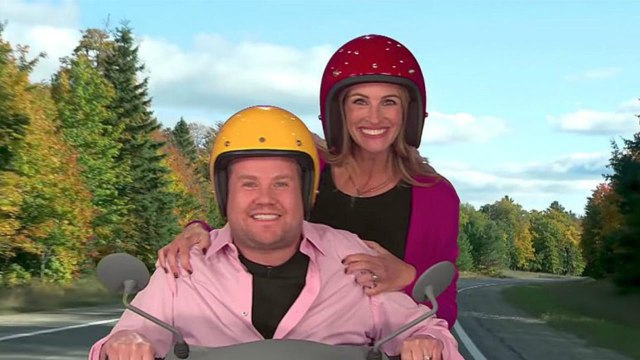 Julia Roberts Recreates Her Iconic Film Roles With James Corden | THR News